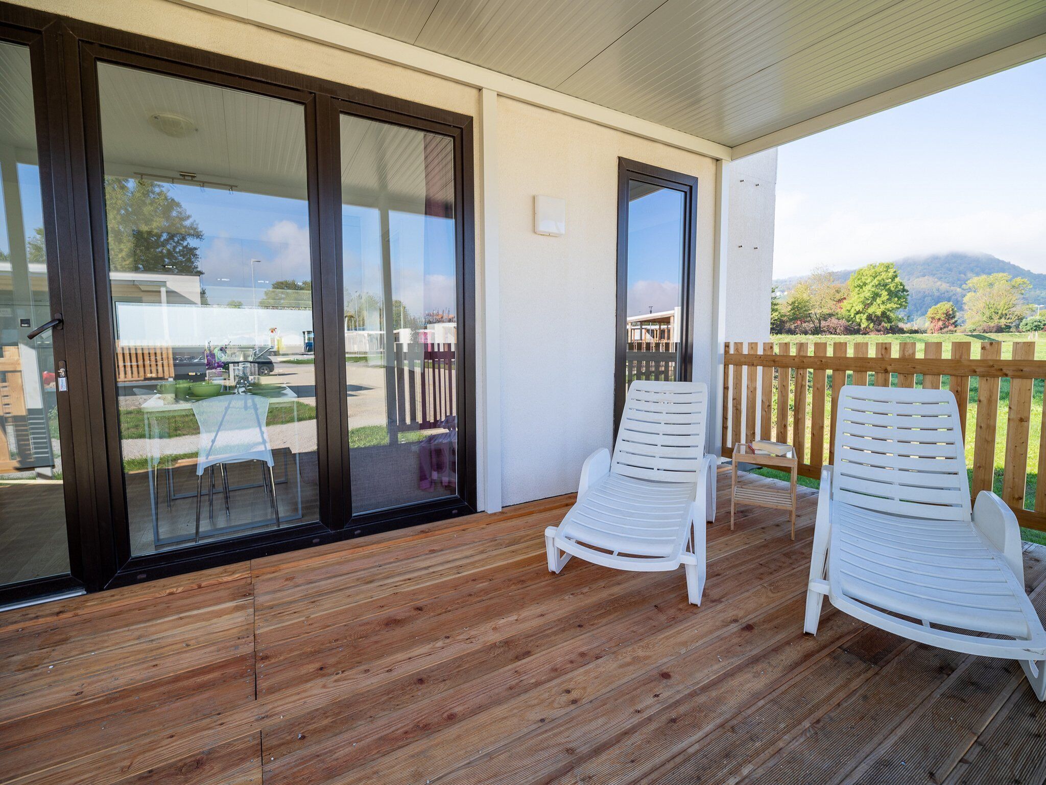 Apartemen (Three bedroom Cube) | Teras/patio