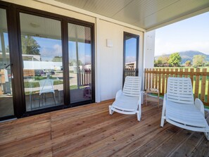 Apartment (Three bedroom Cube) | Terrace/patio