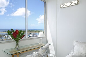1 chambre, fer et planche à repasser, accès au Wi-Fi (inclus)