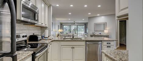 Fridge, microwave, dishwasher, coffee/tea maker