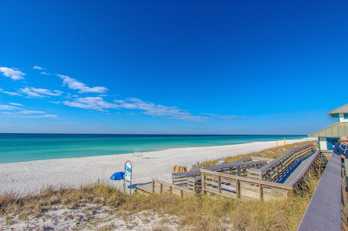 Costa Vista #1 | Gulf View | Pet-Friendly | Steps to Beach | Pool Access