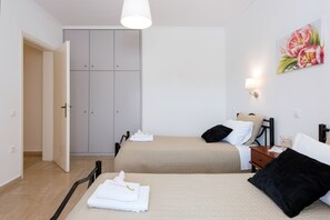 Panoramic Villa | 4 bedrooms, iron/ironing board, free WiFi, bed sheets - Villa Caesar (Corfu)