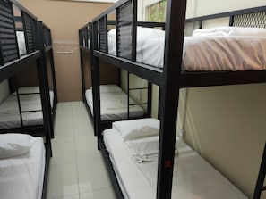 Shared Dormitory, Mixed Dorm | Free WiFi, bed sheets