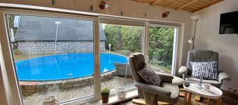 Bungalow with pool in Malchow