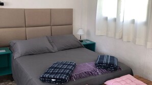 واي فاي مجانًا وملاءات أسرّة