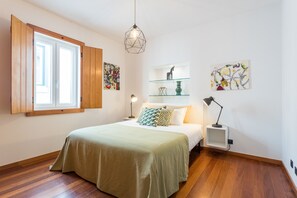 4 chambres, chambres insonorisées, fer et planche à repasser