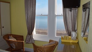 Superior Double Room, Ensuite, Sea View - Penn House Hotel (Weymouth)