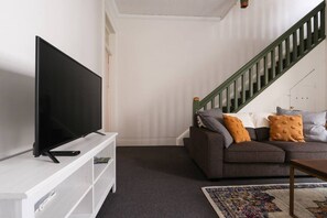 Smart TV, books