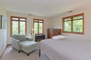 3 bedrooms, WiFi, bed sheets