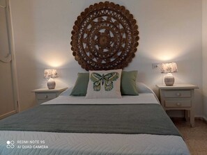 4 bedrooms, iron/ironing board, travel cot, free WiFi