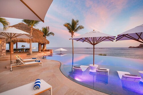 Luxury Private Beachfront Villa at Chileno Bay, 5-Star Service