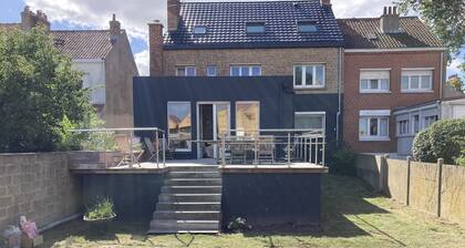 Family house in Malo les Bains for 13 people