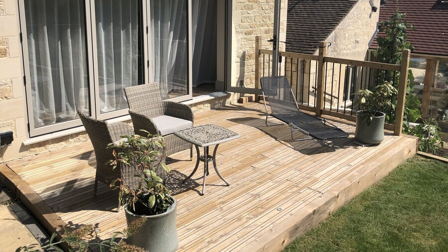 Cotswold Lodge
