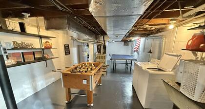 King Bed+Game Room+Parking+Broadripple+Restaurants