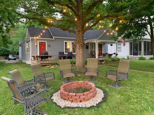King Bed+Game Room+Parking+Broadripple+Restaurants