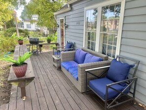 Terrace/patio - King Bed+Game Room+Parking+Broadripple+Restaurants (Indianapolis)