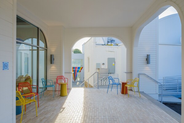 Exterior - The Gallatin Nashville (Nashville)