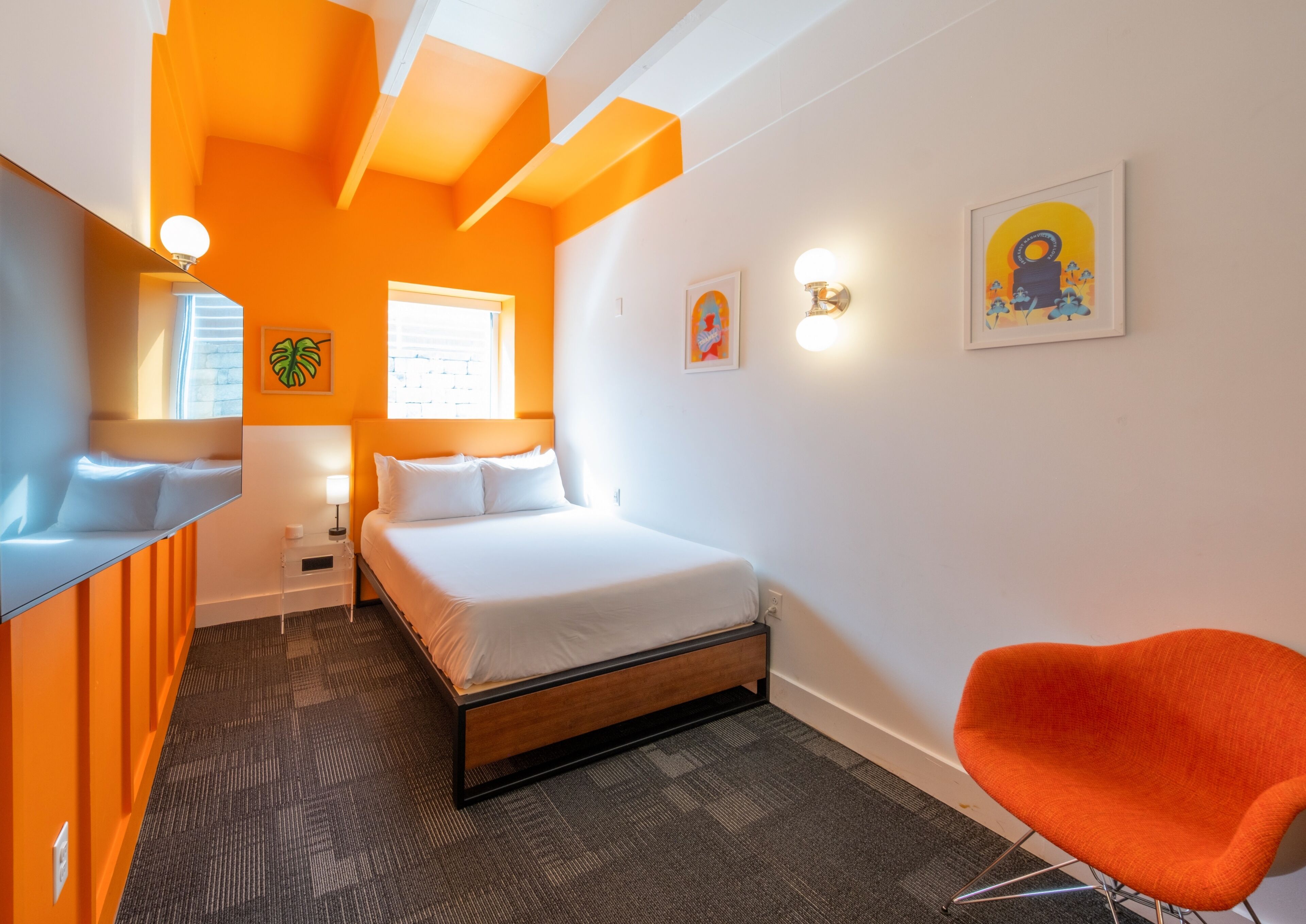 Room 112: Classic Queen | Hypo-allergenic bedding, soundproofing, free WiFi, bed sheets