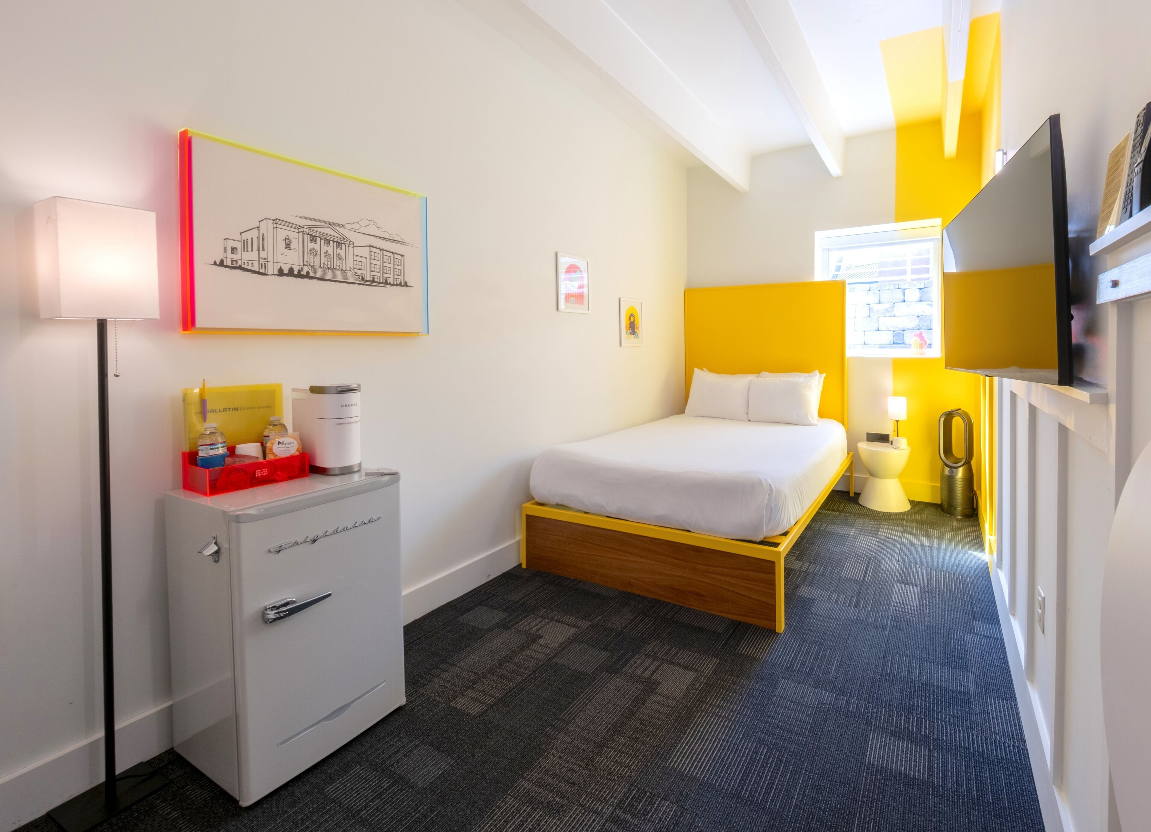 Room 114: Classic Queen | Bộ đồ giường kháng dị ứng, phòng cách âm 