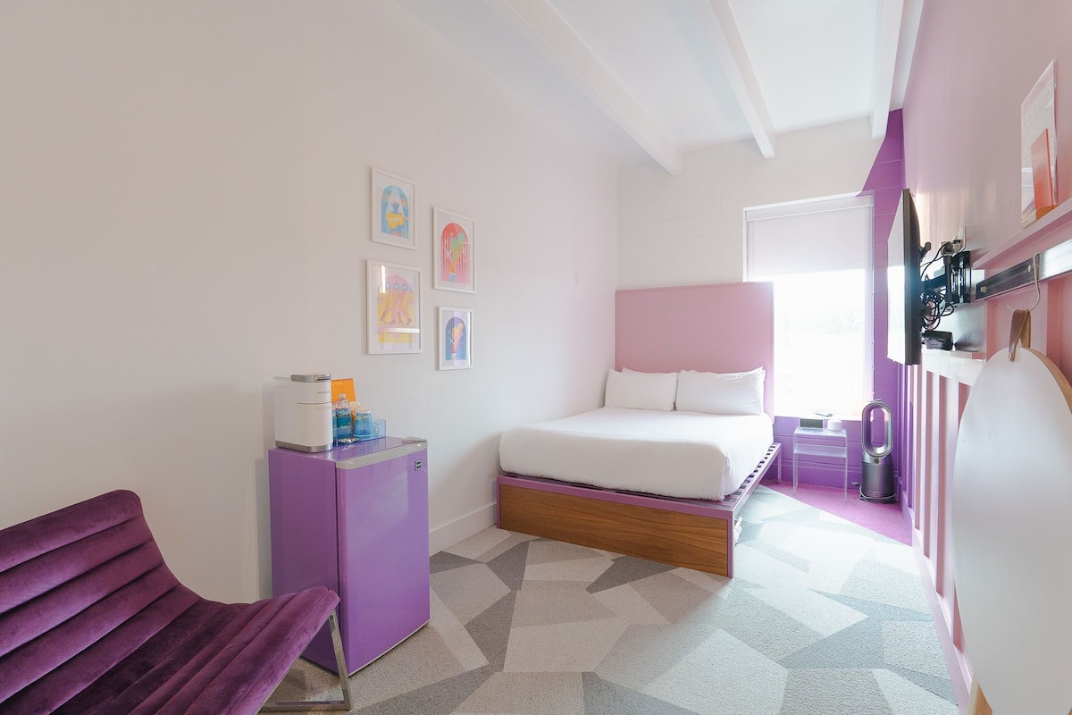 Room 315: Classic Queen | 1 Schlafzimmer, Allergikerbettwaren, schallisolierte Zimmer