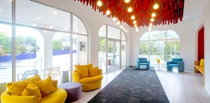 Lobby - The Gallatin Nashville (Nashville)