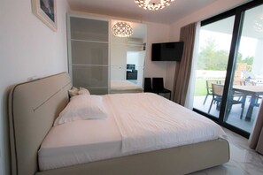 4 Schlafzimmer, Bügeleisen/Bügelbrett, kostenloses WLAN, Bettwäsche