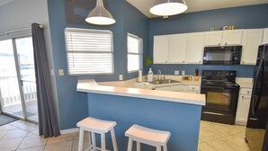Unclassified image, 4 of 26, button - Emerald Escape I - 2BR SPC Beach Walk (Destin)