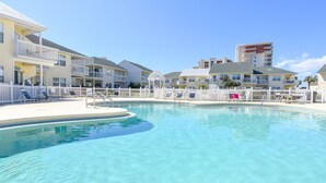 Unclassified image, 5 of 26, button - Emerald Escape I - 2BR SPC Beach Walk (Destin)