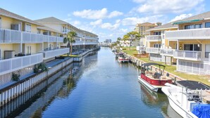 Unclassified image, 3 of 26, button - Emerald Escape I - 2BR SPC Beach Walk (Destin)