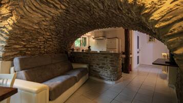 Tafelvoetbal en een tafeltennistafel