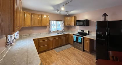Willow Forest Cabin with Sauna, Pet and Family Friendly