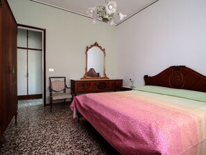 2 bedrooms, in-room safe, iron/ironing board, travel cot - Ducal Park Residence 2 (Parma)
