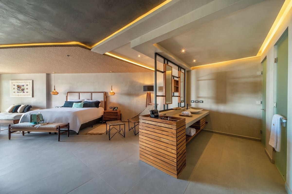 Deluxe-Zimmer | 1 Schlafzimmer, hochwertige Bettwaren, Daunenbettdecken, Minibar