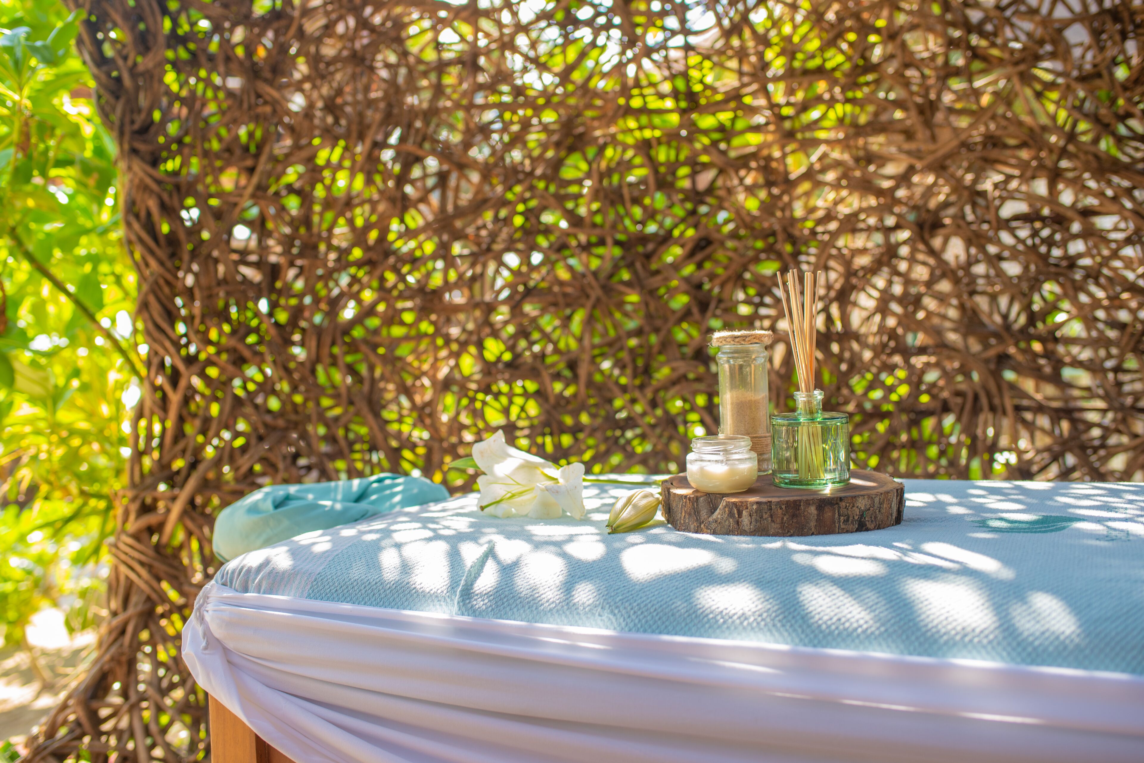 couples treatment room(s), massages on the beach