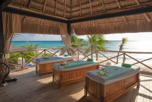 Couples treatment room(s), massages on the beach
