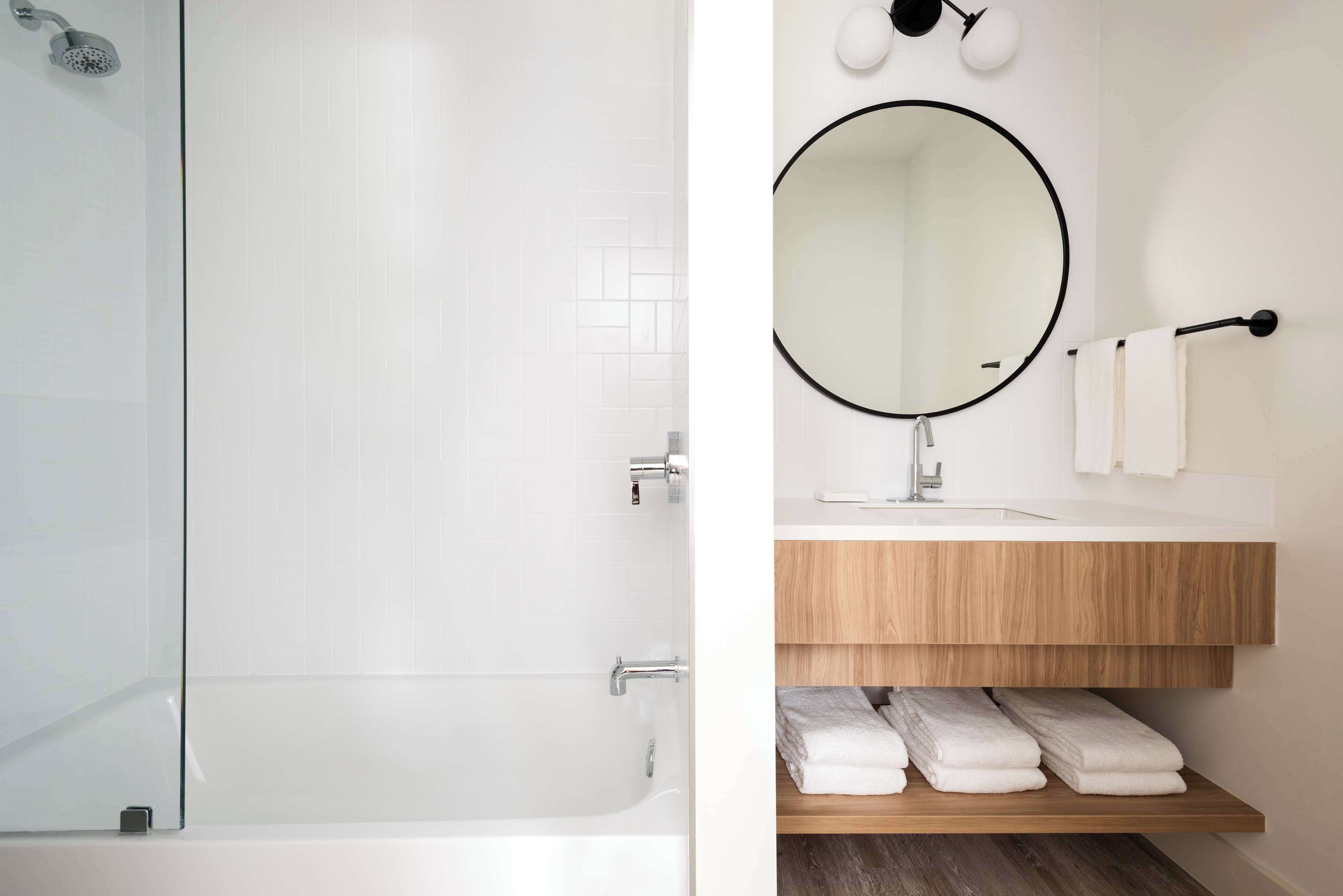 suite, 2 bedrooms | bathroom | designer toiletries, hair dryer, towels, soap