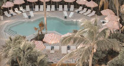 Hampton by Hilton Grand Cayman Seven Mile Beach