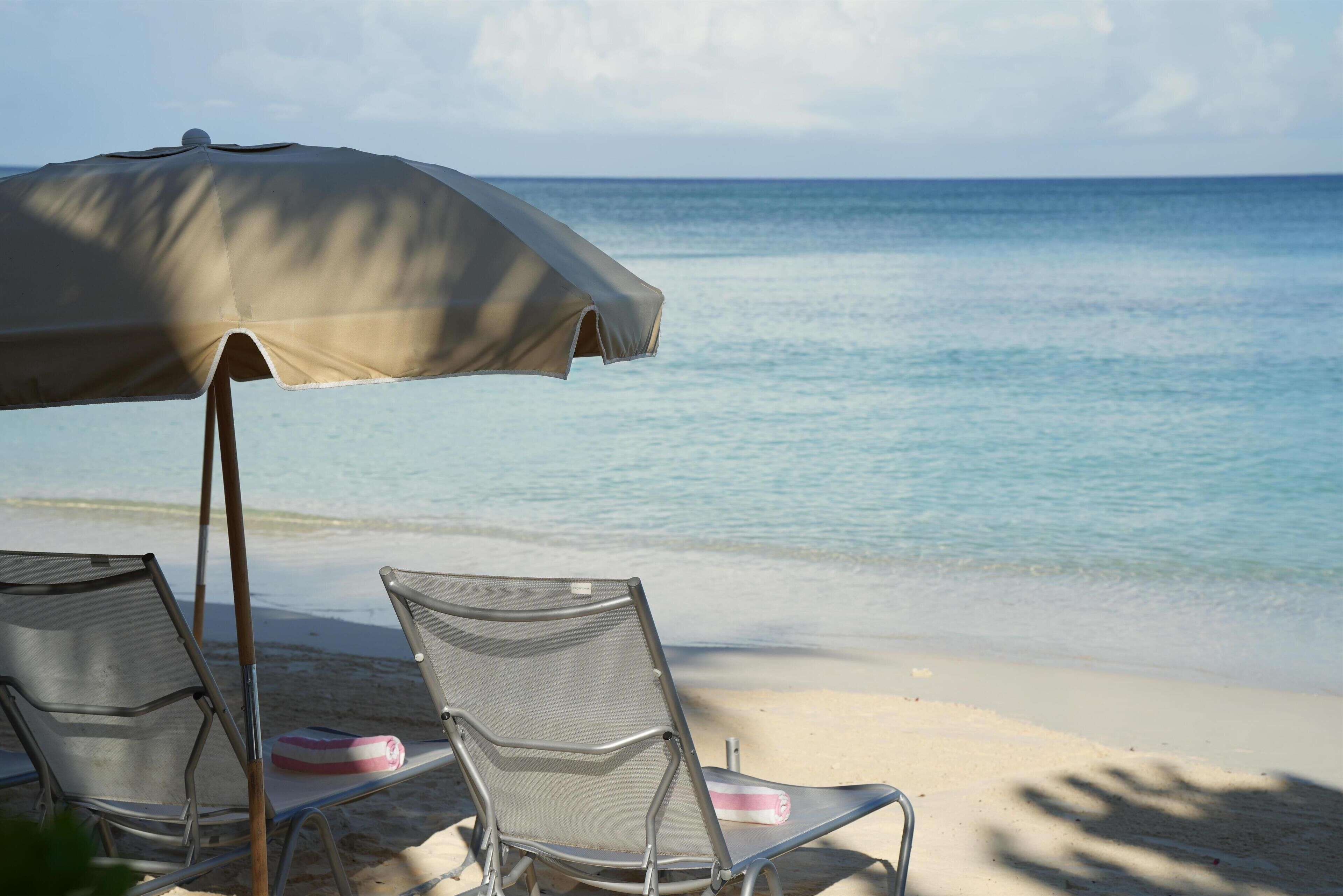 Photo - Hampton by Hilton Grand Cayman Seven Mile Beach