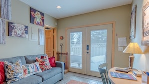 Unclassified image, 3 of 38, button - Alpine Villa Condominiums by Alpine Lodging Sun Valley (Ketchum)