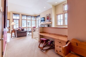 Townhome, 3 Bedrooms | Living room - Angani Way Townhome 102 by Alpine Lodging Sun Valley (Sun Valley)