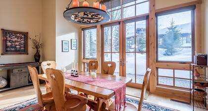 Angani Way Townhome 102 by Alpine Lodging Sun Valley