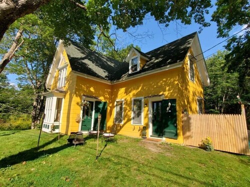 Last min summer openings! Come explore Acadia, Bar Harbor, real Downeast Maine