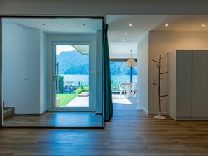Interior - Wonderful  villa for 12 people with WIFI, TV and terrace (Verceia)