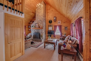 TV, fireplace - Winter is Upon Us Reserve your White Mtn. Escape (Woodstock)