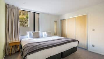 2 chambres, literie de qualité, fer et planche à repasser, Wi-Fi