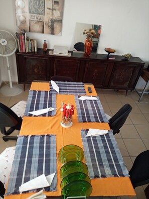 تناول الطعام