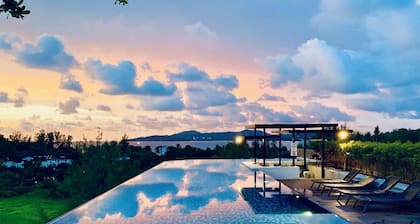 6Av 703 Modern Surin Condo with pool & gym