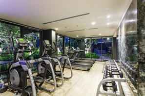 Work out with a view at this gym, featuring treadmills, ellipticals, and weightlifting stations.
