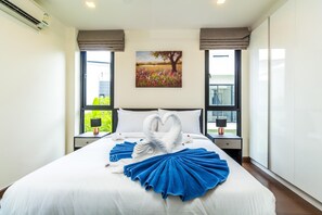 5 chambres, rideaux occultants, Wi-Fi, draps fournis