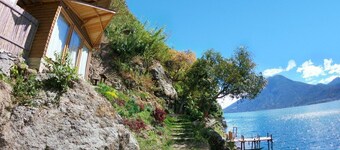 Exclusive lakefront cabin with luxury outdoor shower